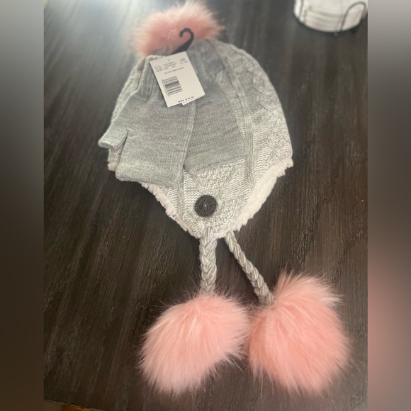 DKNY Heather Grey with Pretty Pink Pom Pom Knit Fleece Lined Hat & Gloves set⛄️ - Picture 8 of 8